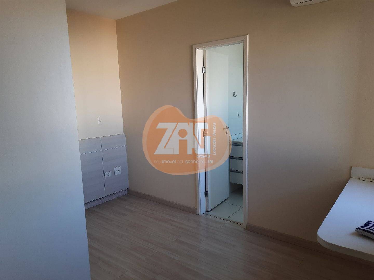 Apartamento à venda com 3 quartos, 176m² - Foto 10