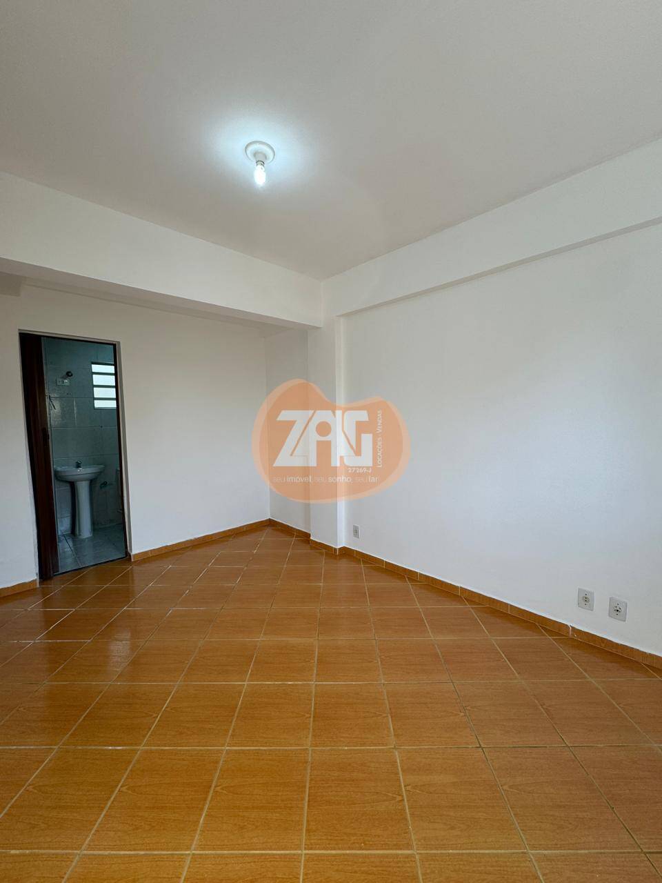 Apartamento à venda com 2 quartos, 65m² - Foto 5