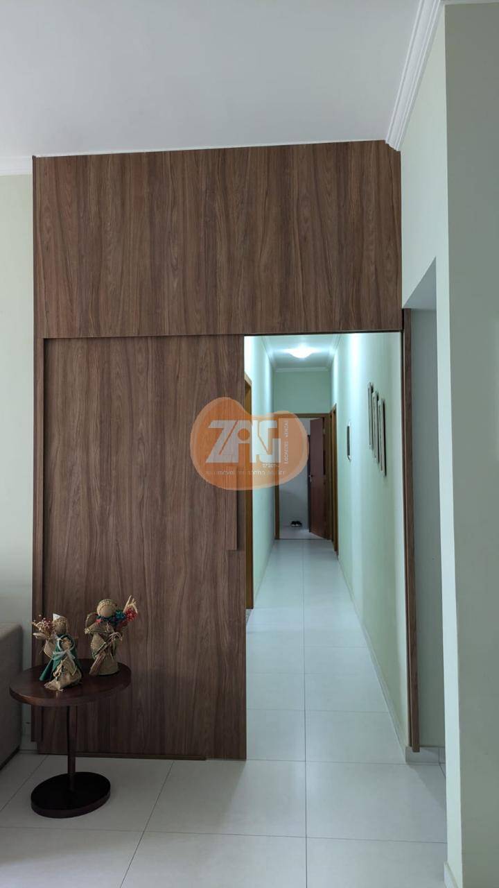 Casa à venda com 3 quartos, 210m² - Foto 9