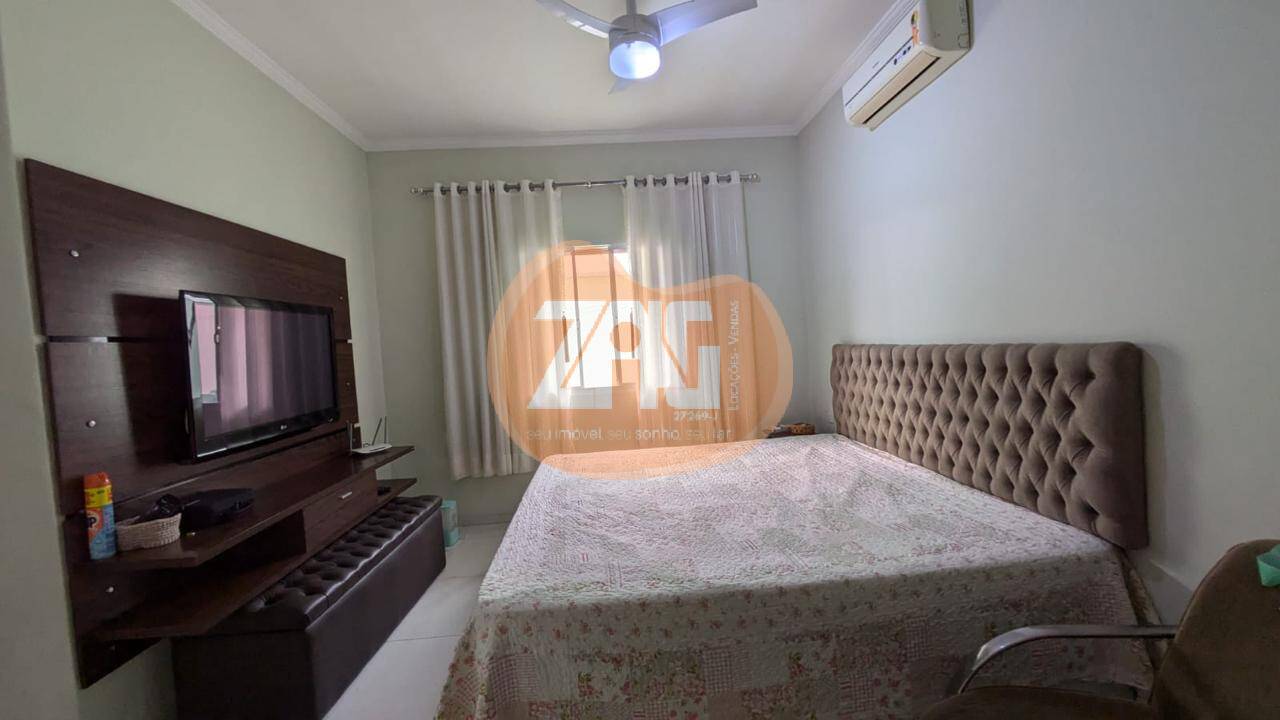 Casa à venda com 3 quartos, 210m² - Foto 6