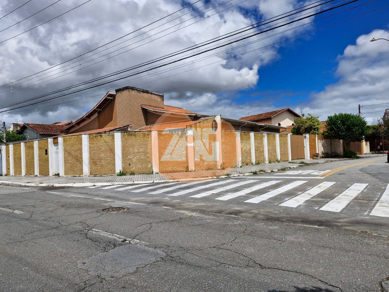 Casa à venda com 3 quartos, 196m² - Foto 8