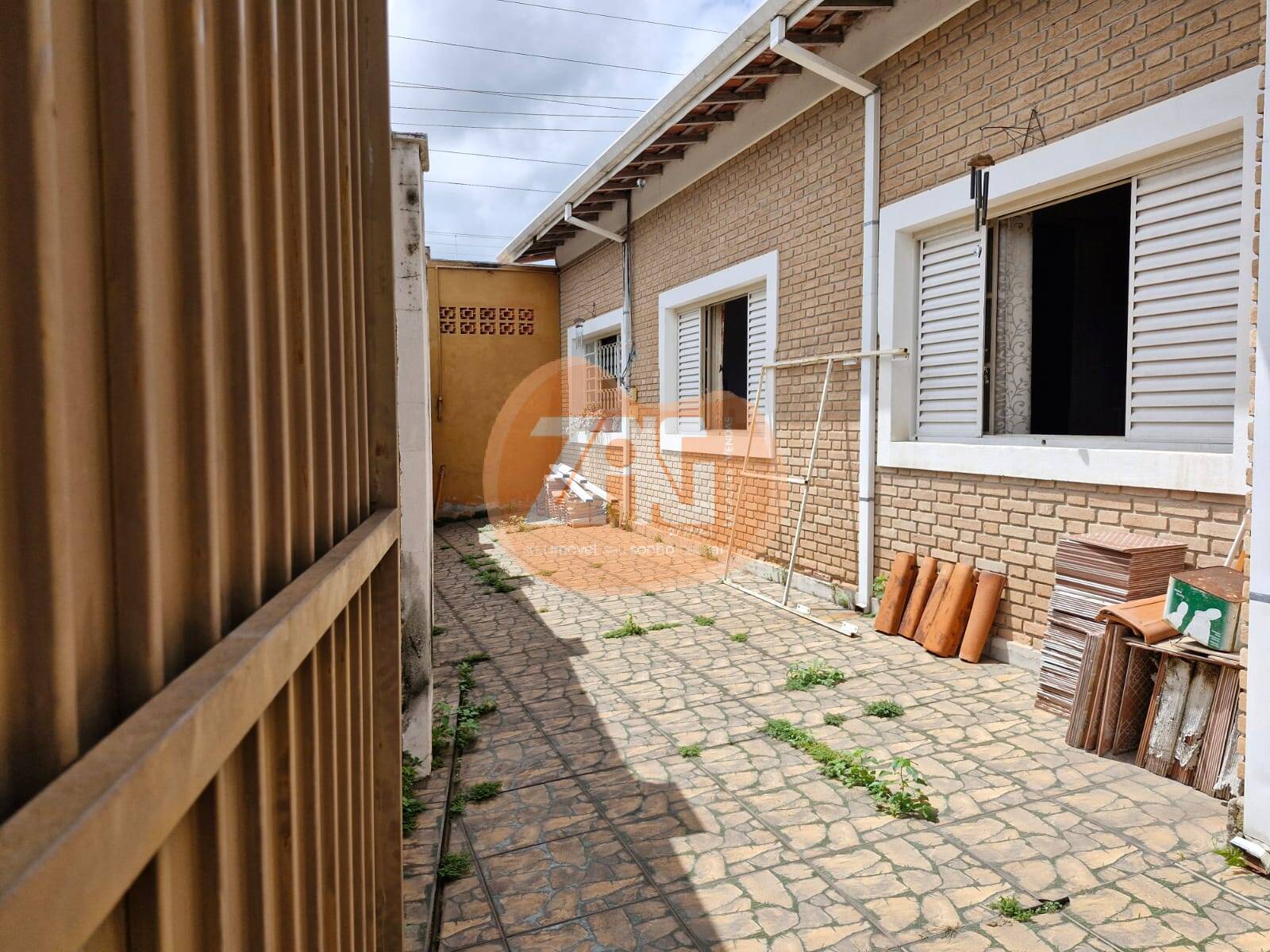 Casa à venda com 3 quartos, 196m² - Foto 4