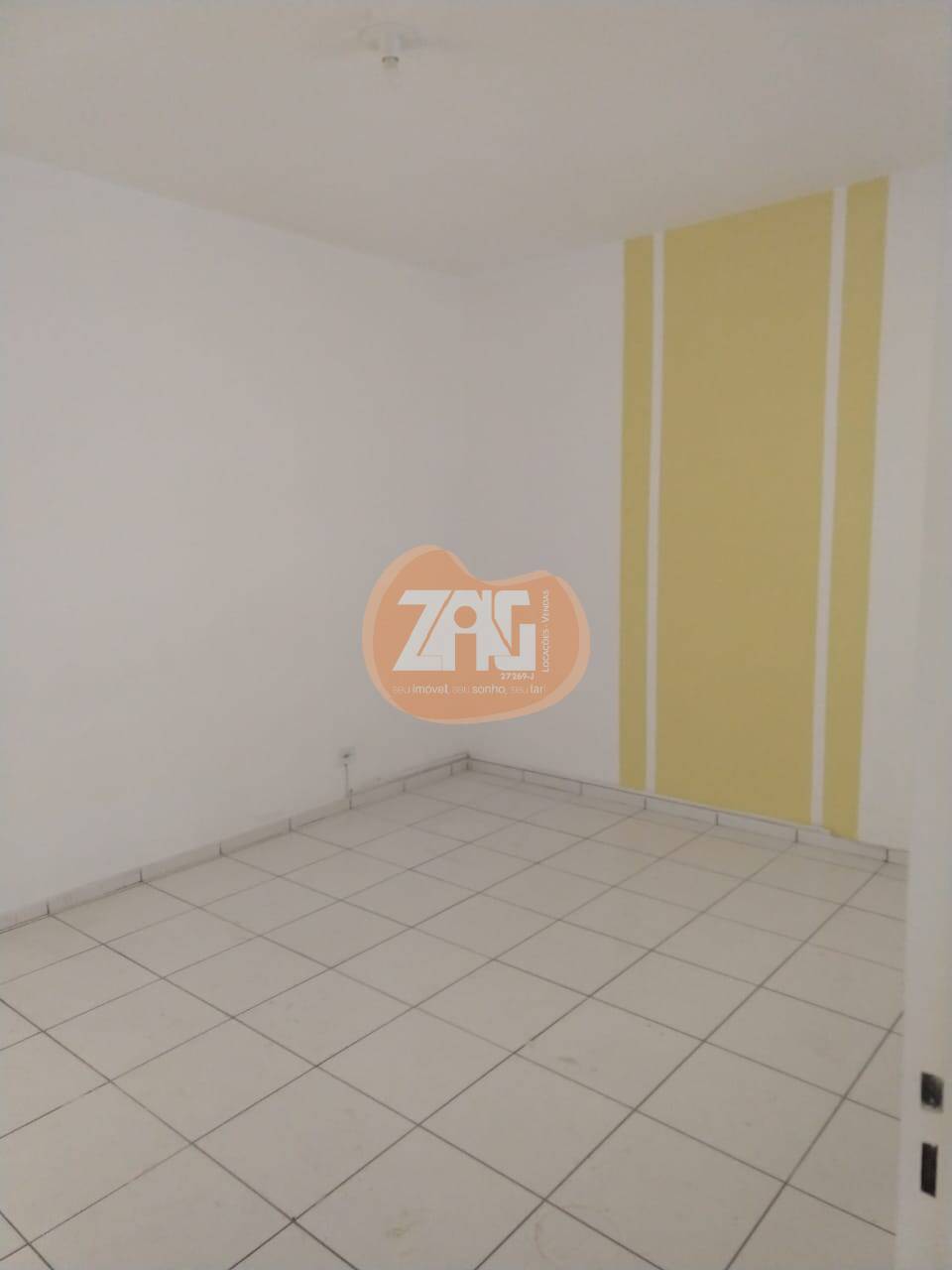 Casa à venda com 3 quartos, 168m² - Foto 4