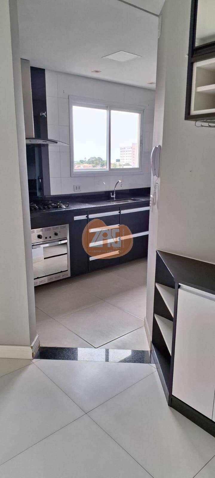 Apartamento à venda com 2 quartos, 72m² - Foto 7