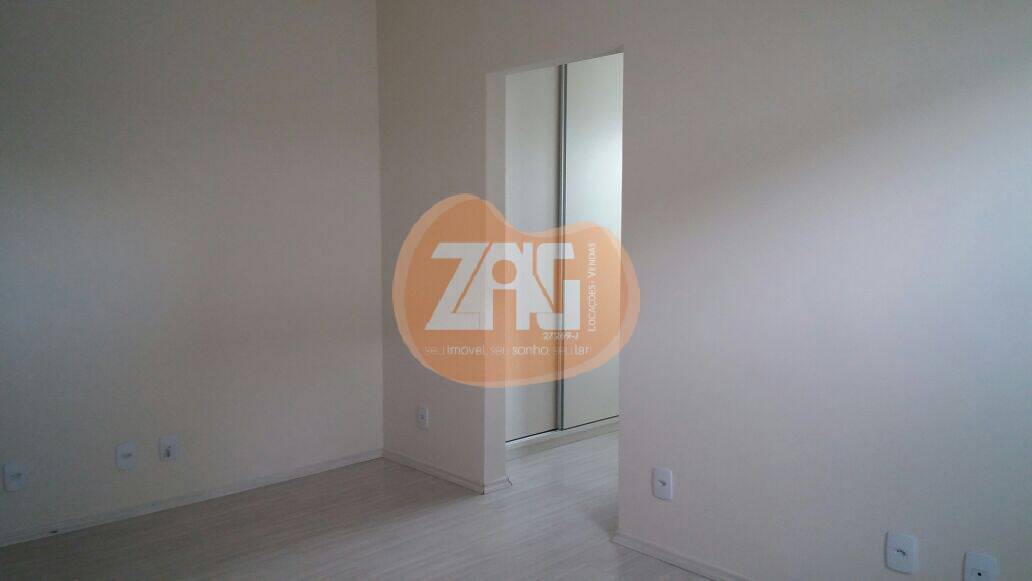 Casa para alugar com 3 quartos, 170m² - Foto 5